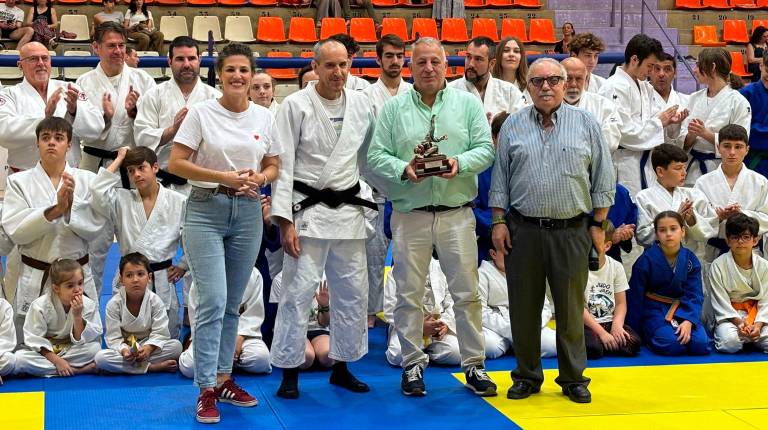 <i>Beatriz López, Diego García, Gilberto Moreno y Manuel Contreras, en La Salobreja.</i>