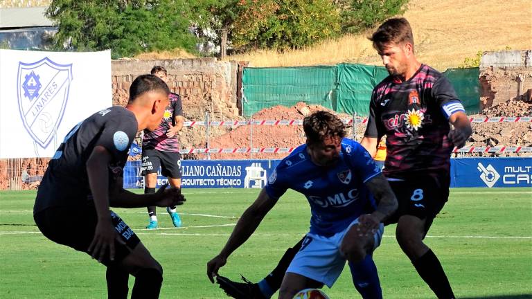 Duelo exigente del Linares Deportivo en casa del líder del grupo