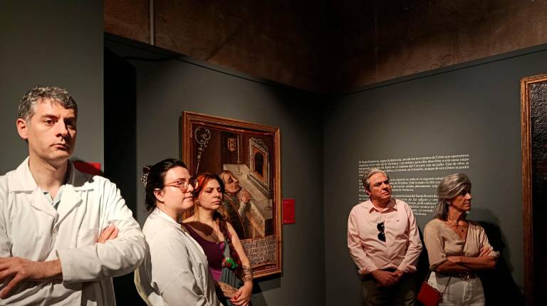 <i>Inauguración de la muestra. / Fotografías: Adrián Claudio Bonache / Diario JAÉN.</i>
