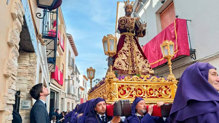 Pasión y fe en el amanecer de Torredonjimeno