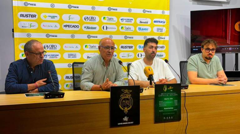 <i>José Bartolomé, Germán Aguayo, Borja Medina e Iván Montes. / Jaén FS.</i>