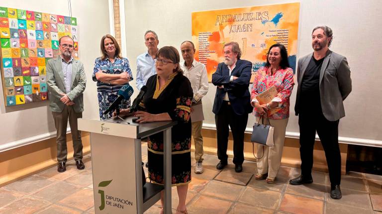 <i>Imagen de la intervención de Pilar Parra en la exposición. / Diputación de Jaén.</i>