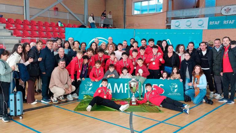 La selección de Jaén de fútbol sala infantil alcanza la gloria en el Andaluz