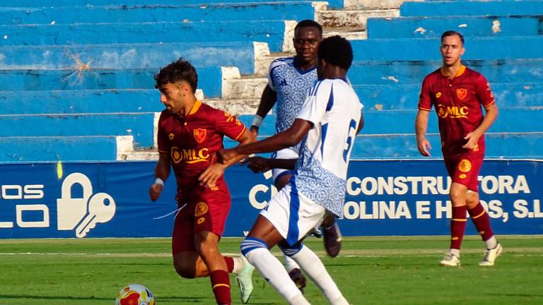 El Linares ilusiona con un nuevo triunfo al Recreativo Granada (2-1)
