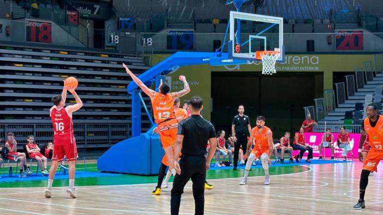 El Jaén CB cede con claridad ante Morón en la Copa (62-96)