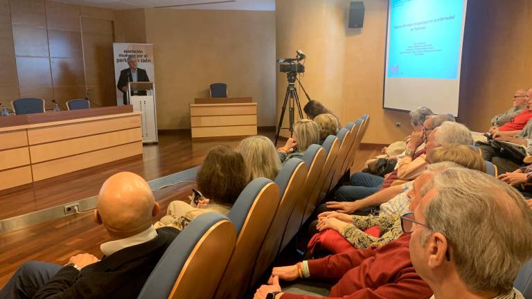 José López Barneo expone las últimas “jugadas” para dar “jaque mate” al Parkinson