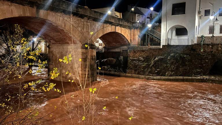 Alerta por la crecida del río Guadalimar a su paso por Puente de Génave