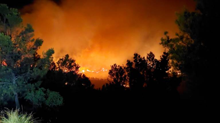 Suben a 600 las hectáreas afectadas por el incendio de Jódar