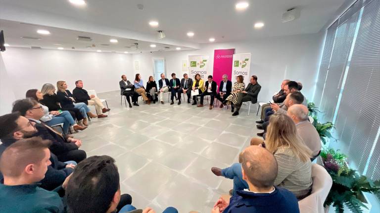 Reyes apela al sector empresarial de Geolit a aprovechar oportunidades como el Cetedex