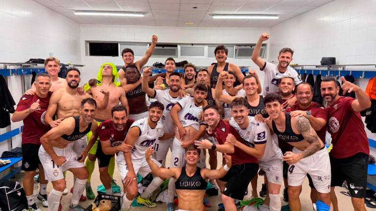 El Real Jaén de las remontadas consigue su tercera victoria consecutiva y se coloca en play off