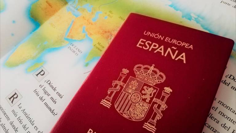 El pasaporte español, junto al alemán, es el más fuerte de Europa con acceso a 191 destinos sin visado