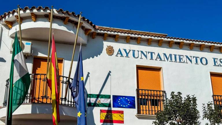 La Estación Linares-Baeza “calla” durante cinco minutos en señal de duelo por Adamuz