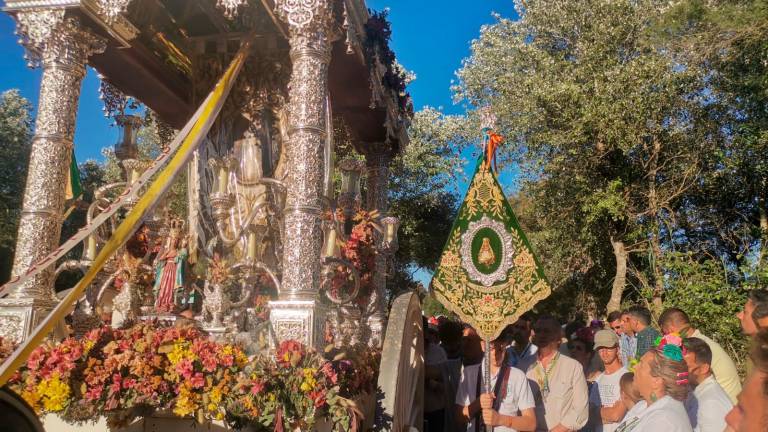 Jamilena y Córdoba se abrazan en el Ajolí