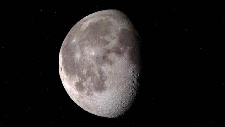 Confirman por primera vez la existencia de agua en la Luna