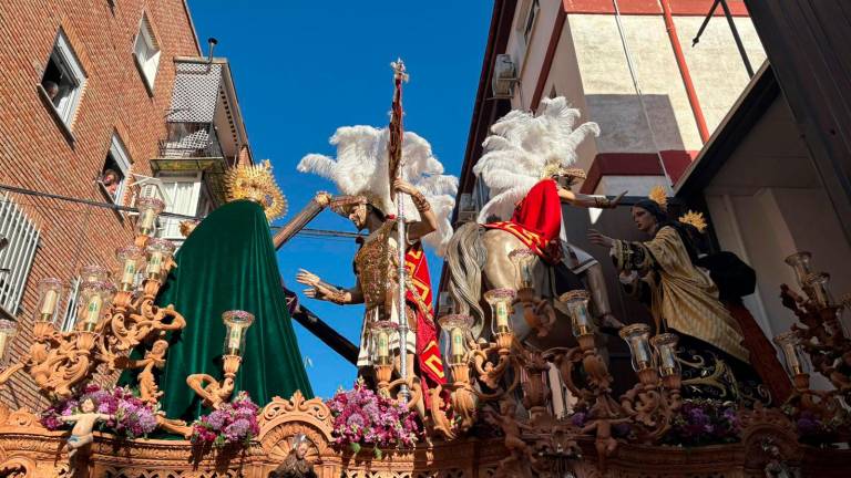 El Gran Poder lleva por Jaén el fervor desde Peñamefécit