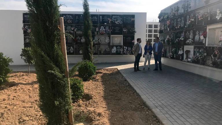 El Ayuntamiento trabaja para dotar de más nichos al cementerio de San Fernando