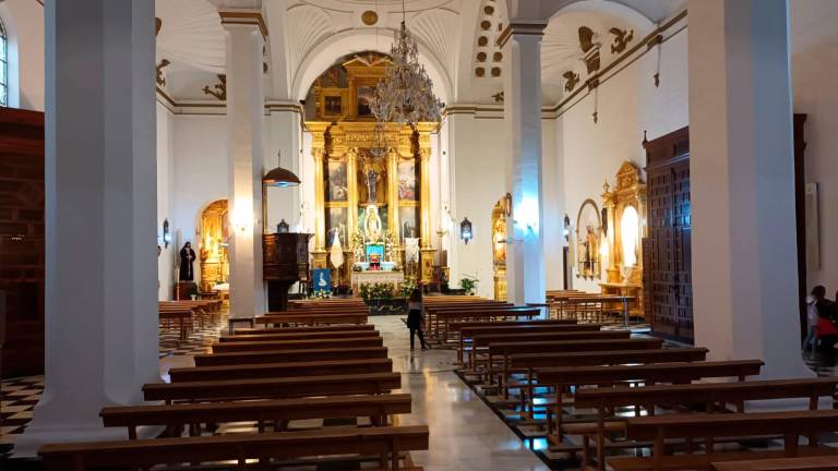 Fuerzan una puerta de una iglesia de Valdepeñas de Jaén para robar 500 euros