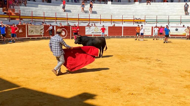 Navas de San Juan celebra sus raíces en un fin de semana de encierros