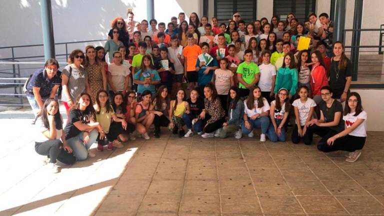 Jóvenes unidos contra el tabaco y las drogas