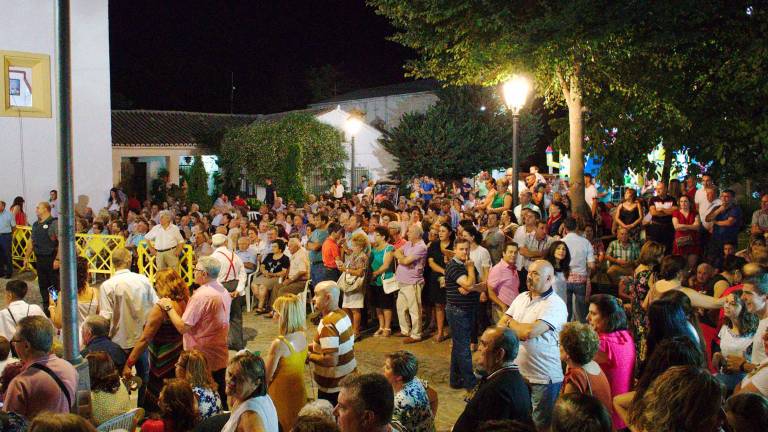 Gran devoción en la Velada