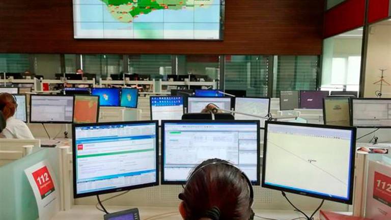 Fallece un trabajador al caer del tejado de una fábrica en Martos