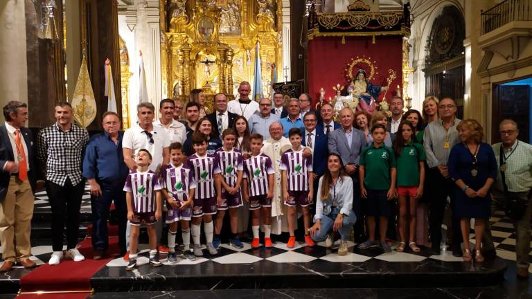 Ofrenda a la patrona del deporte