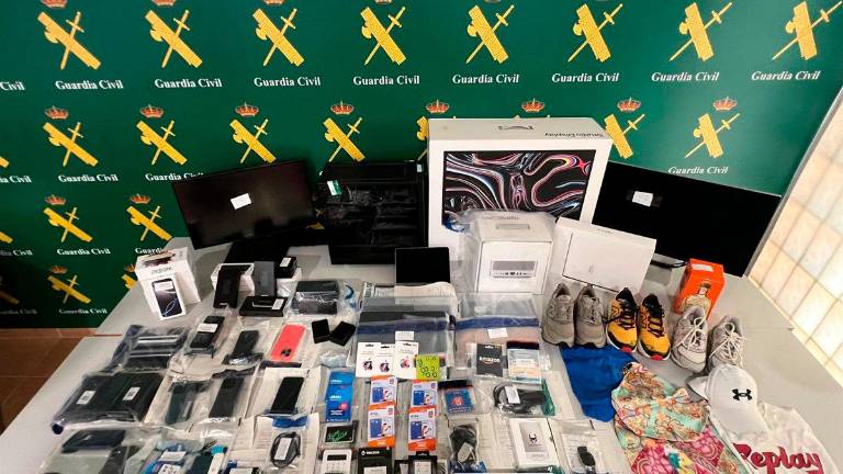 Detienen a una pareja por estafas mediante páginas web falsas y pagos virtuales en Jaén