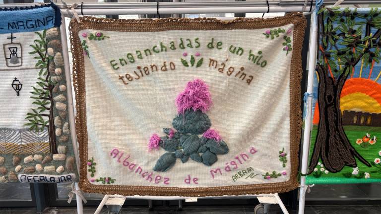 Un universo tejido a mano que une talento, memoria y futuro en Sierra Mágina