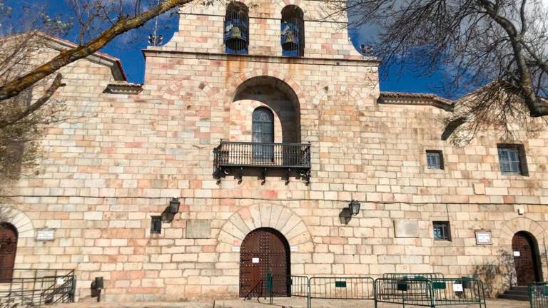 Reabre el Santuario de la Virgen de la Cabeza de Andújar