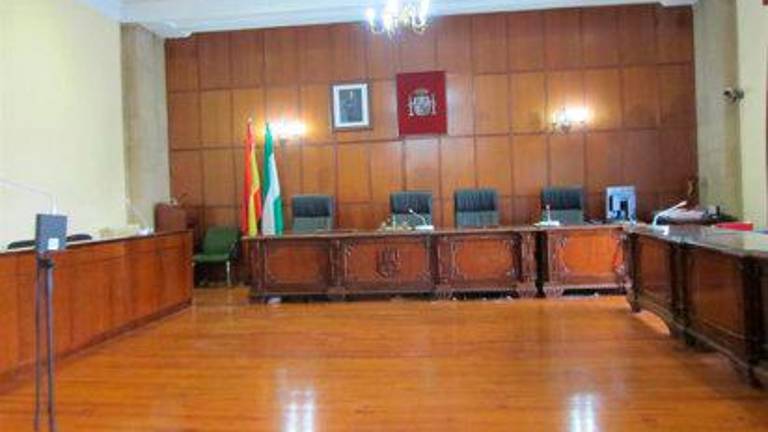 La Audiencia de Jaén juzga hoy a un hombre acusado de violar a tres menores