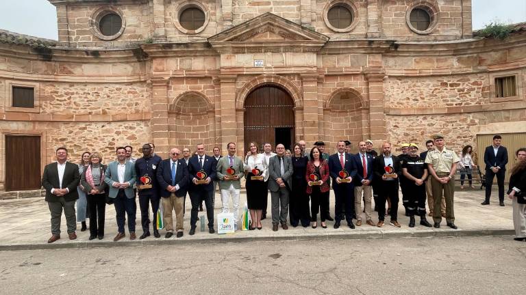 Demostración de solidaridad en los premios Corazón de Olavidia