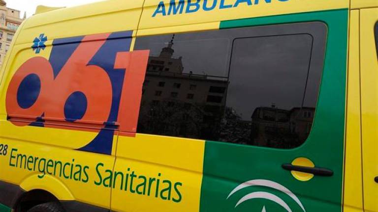 Dos niñas graves y un muerto en un accidente en Almería