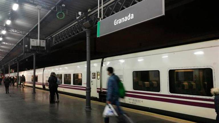 El PP pide que se mantenga el Talgo Granada-Madrid con parada en Linares-Baeza