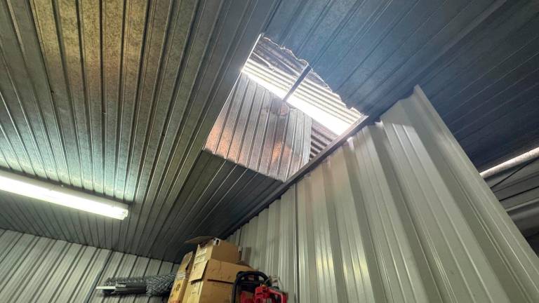 Roban ochenta máquinas agrícolas en Torredonjimeno