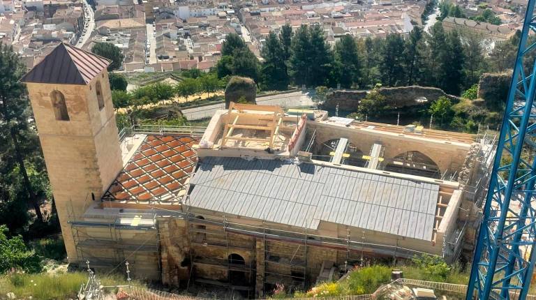 <i>Obras de rehabilitación en la Iglesia de Santo Domingo de Silos. / Ayuntamiento de Alcalá la Real. </i>