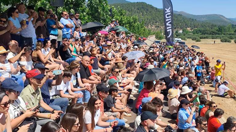 El Festival Internacional del Aire y la Montaña registra más de 34.000 asistentes
