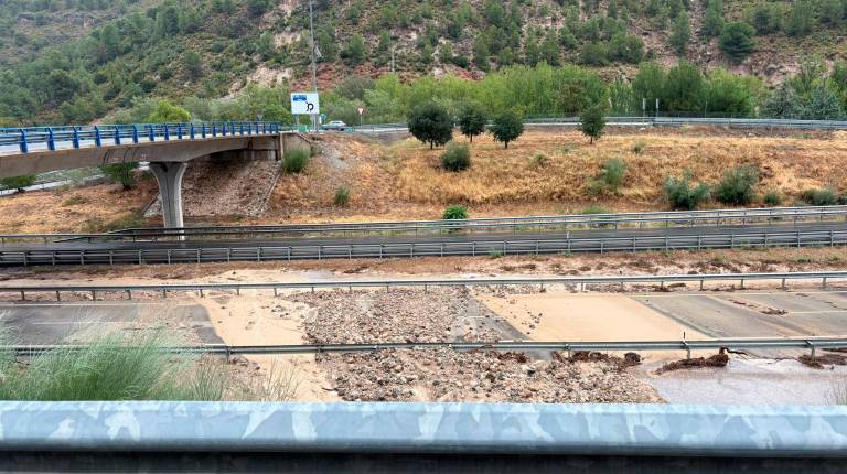 <i>Inundaciones en las carreteras de la provincia. </i>