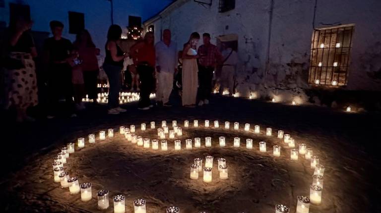 Baeza se vuelve a iluminar en el marco de “Renacimiento a la luz de las velas”