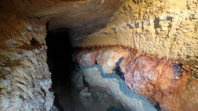 <i>Vista de una parte de la Mina de Agua de Santa María, en La Loma, concretamente, bajo el municipio de Torreperogil. / Diario JAÉN.</i>