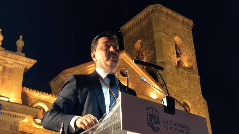 <i>Cristóbal Pérez Martínez durante su intervención en la Gala de la Fundación 2026. / Pablo Espinosa / Diario JAÉN.</i>