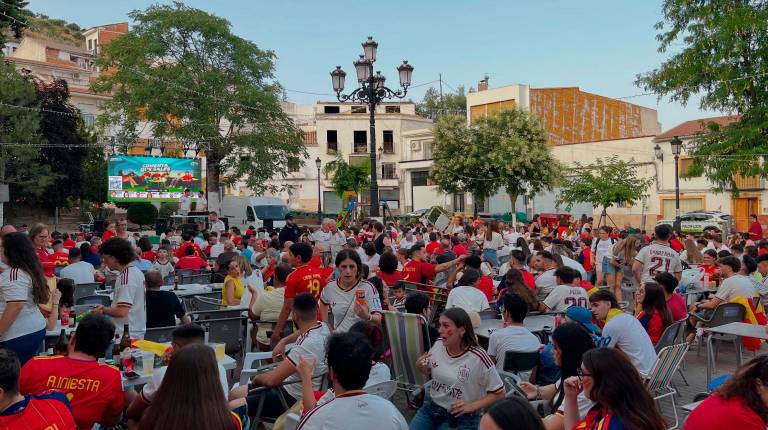 <i>Aficionados en Huelma.</i>