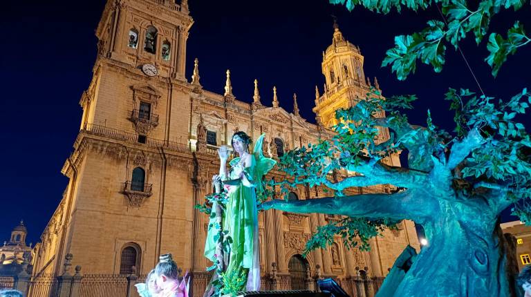 El pregón de Dani Rodríguez y la cabalgata del Lagarto fantástico abren por todo lo alto San Lucas 2026