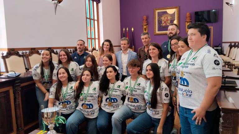 Honores municipales para el Jaén Rugby femenino por una temporada inolvidable