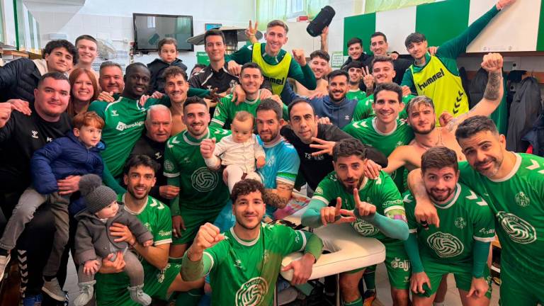 El Mancha Real coge aire a costa del Torreperogil (3-0)