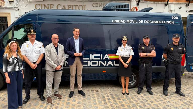 Dos nuevas unidades móviles de documentación para la provincia