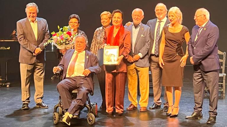 Carmen Linares y Paco Viedma, reconocidos por su aportación al arte jondo