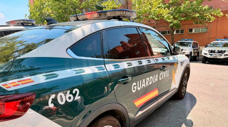 <i>Coche de la Guardia Civil en una imagen de archivo. / Europa Press.</i>
