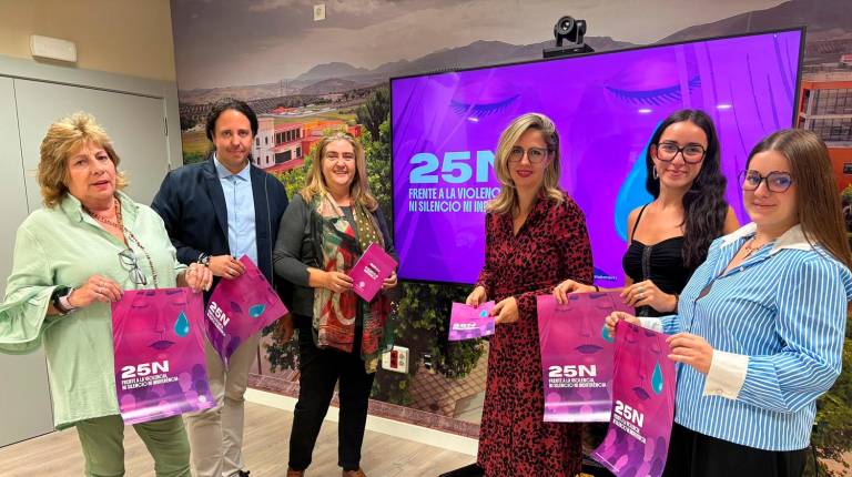 <i>Presentación del programa de la UJA para conmemorar el 25N. / Universidad de Jaén.</i>