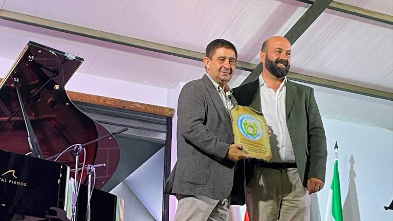 Diputación recibe el galardón del VI Festival del Agua de Pozo Alcón por su apoyo a este evento