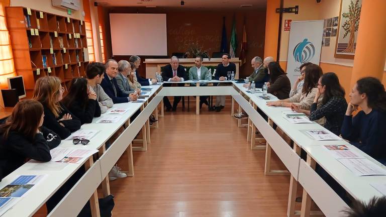 Una delegación italiana visita el CIMI Las Lagunillas para conocer su trabajo con los menores infractores